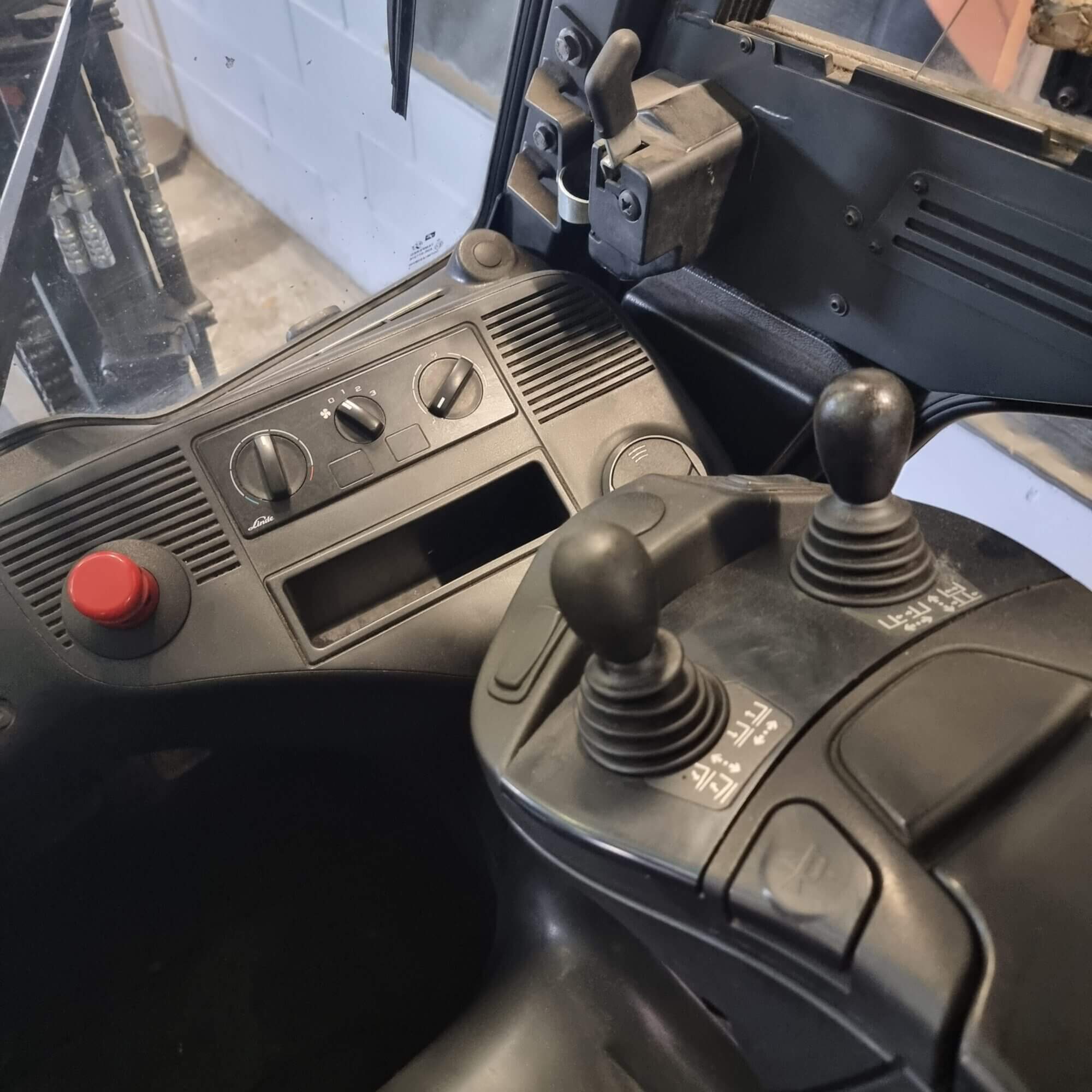 Linde E25H-01/600