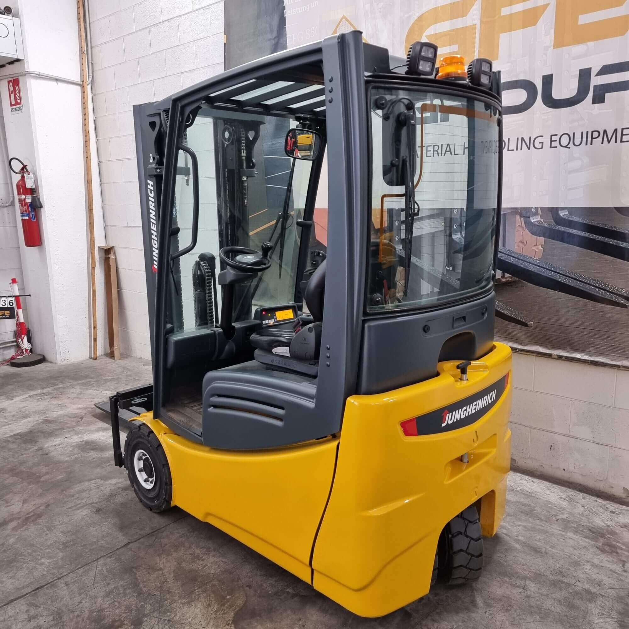 Jungheinrich EFG 216k